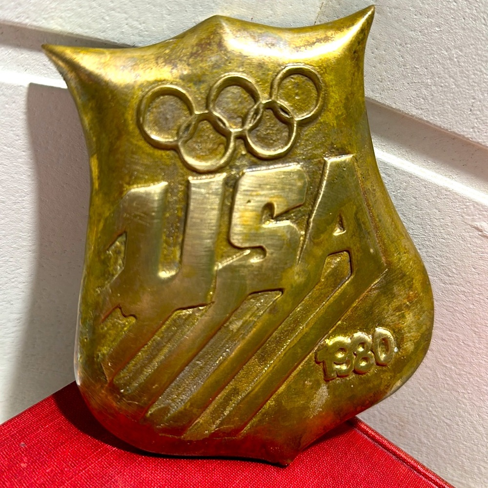 Vintage brass USA Olympic Plaque 1980